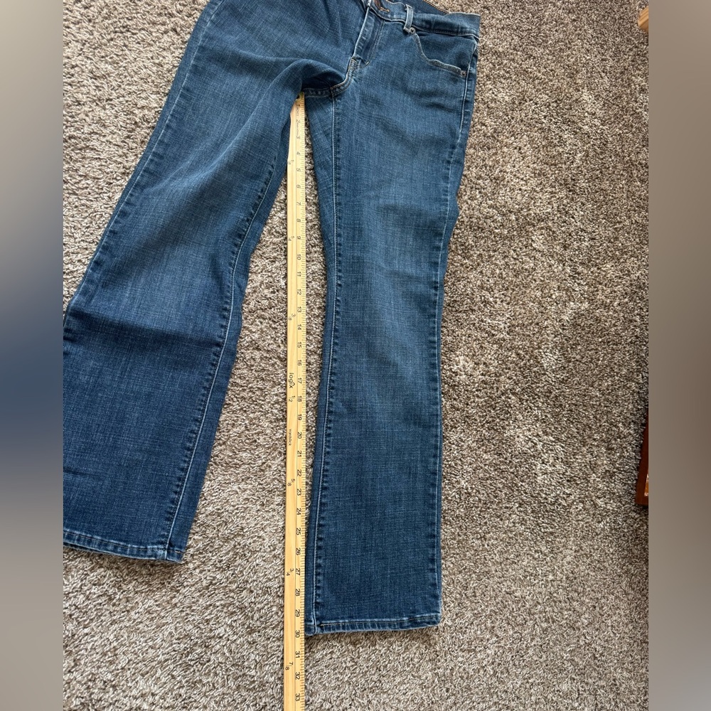 Levi’s Classic Bootcut - Picture 9 of 10